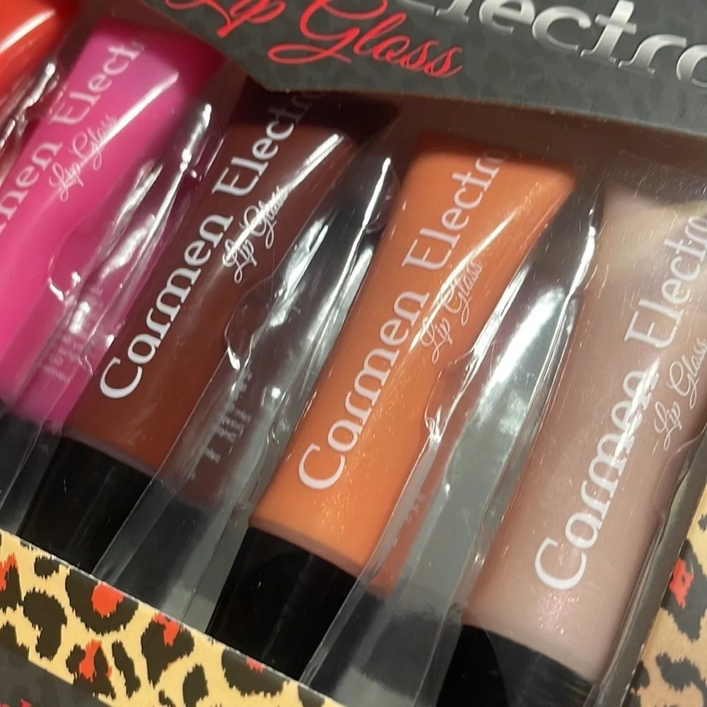 New Carmen Electra 5 pc lip gloss set